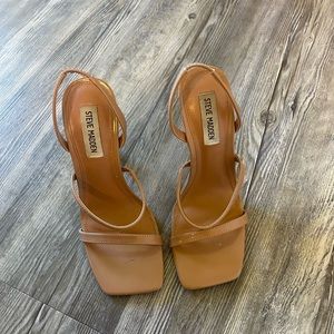 Grade Dark Blush Patent Steve Madden Heels